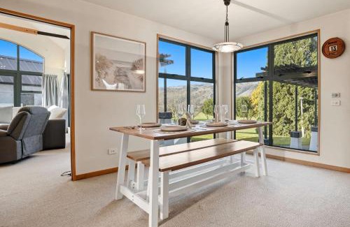 Lowburn House | Recharge on the Reserve