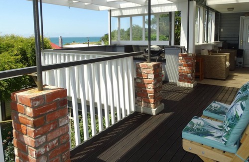 Riverton House | Relax in Riverton