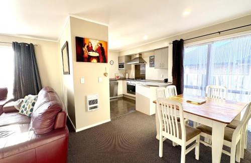 Twizel House | Relax on Rhoboro