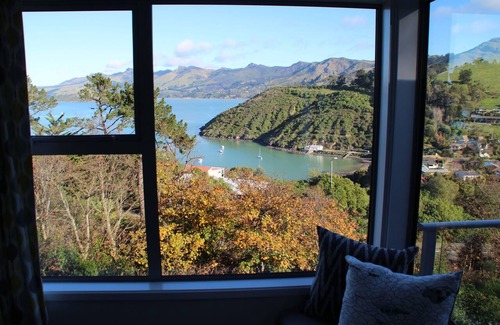 Christchurch District Cabin | Relax, unwind & enjoy the views & birdsong in a spacious standalone cottage.