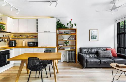 Herne Bay Apartment | Relaxing 1BR Hideaway in Herne Bay I Zodiak Stays