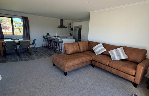Turangi House | Relaxing Retreat with Adventure on Your Doorstep