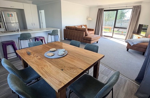 Turangi House | Relaxing Retreat with Adventure on Your Doorstep