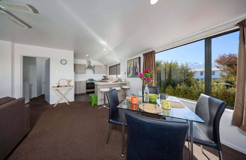 Kaikoura House | Revive House | Comfortable Base | Top Unit - KK71932