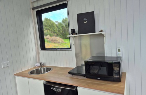 Hokitika House | Rimu View 6 by Tiny Away