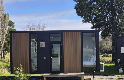 Hokitika House | Rimu View 6 by Tiny Away