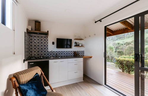 Whakamarama House | River Haven Experience ultimate luxury in our cabin.