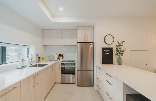 Christchurch City Centre House | Riverside City Base | 4BR + BBQ | Group Stay