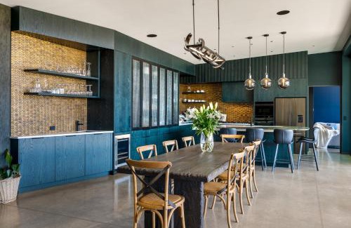 Albert Town Villa | Riverbank by Sothebys Luxury Rental Homes