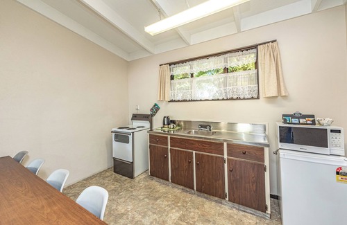 Whanganui Hotel | Riverside Motel