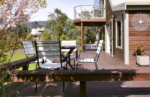 Turangi Cottage | Riverstone House - Turangi Holiday Home