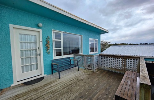 Riverton House | Riverton Beach Bliss Retreat