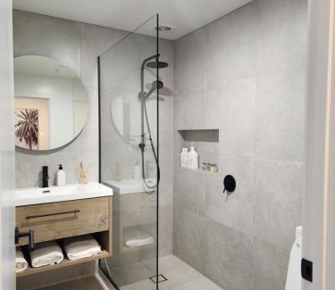Raglan Apartment | Rooftop Apartment