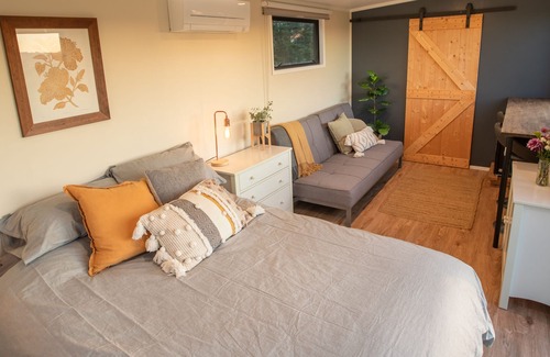 Whangarei Cabin | Rural sunset views from Crane Road Cabin