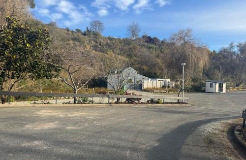 Maheno Hotel | Rustic Roost - Maheno Country Tavern