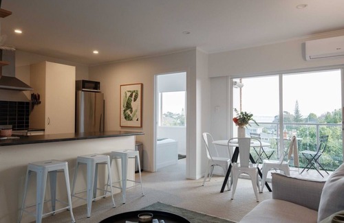 Bayswater Apartment | Sage & Sea by Homello
