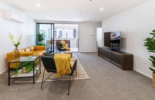 Christchurch City Centre House | Saint Asaph Retreat | Walk to the CBD