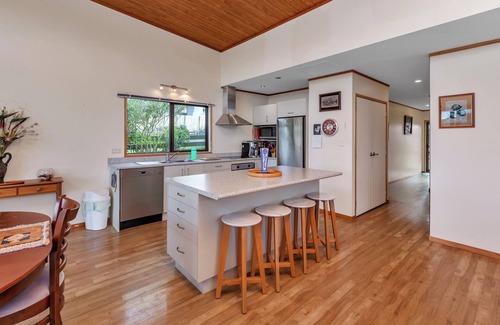 Okiato House | Seascape Sanctuary - Okiato Holiday Home