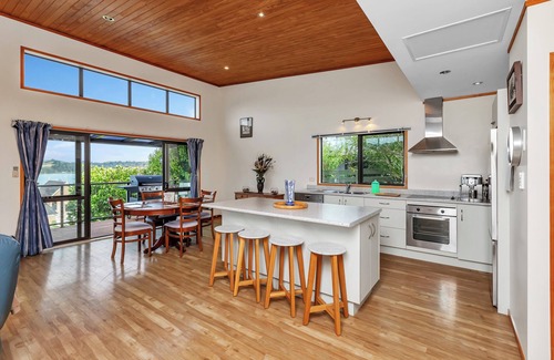 Okiato House | Seascape Sanctuary - Okiato Holiday Home