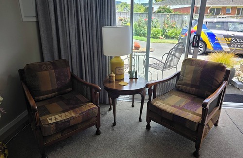 Rotorua Apartment | Secluded private spot with beautiful gardens to wander thru. Barbecue available