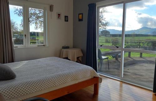 Te Miro House | Self check-in room02 in Waikato