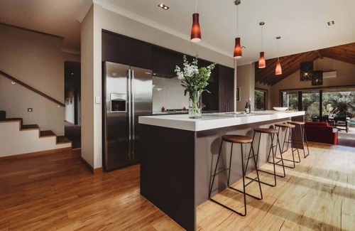 Egmont Village House | Serenity Lodge with River Views