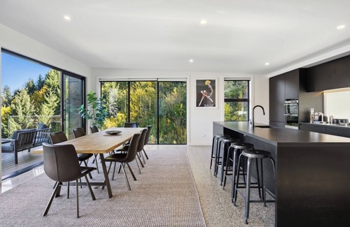 Frankton Villa | Sky Villa B on Rankin