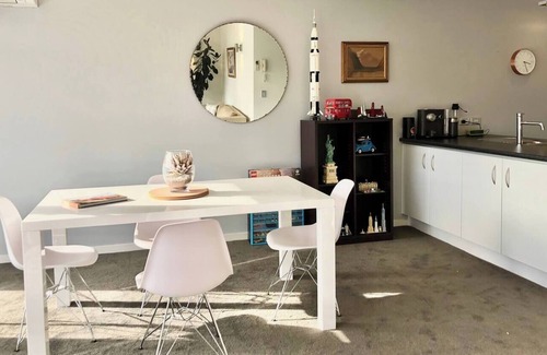 Wellington Apartment | Spacious Central City Apartment - Close to Attractions, Shops & Eateries