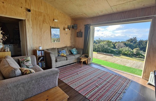 Riverton House | Spectacular Moana Views