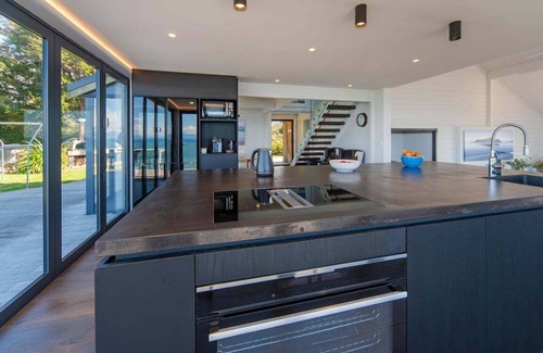 Ngaio Bay House | Split Apple Holiday Home - Kaiteriteri