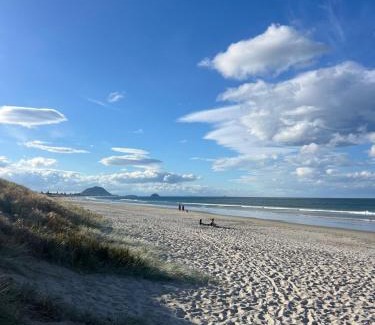 Papamoa Beach House | Spring Special, Studio on Hugoway, Papamoa Beach