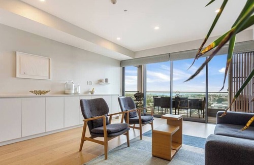 Grey Lynn Apartment | Stunning 2-bedroom penthouse