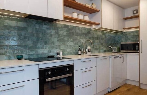 Three Kings House | Stunning Self-contained with Garden