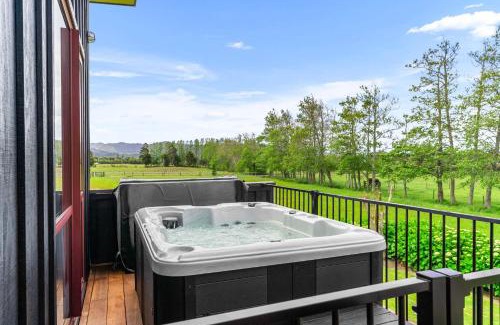 Point Wells House | Summer Haze - Omaha Holiday Home