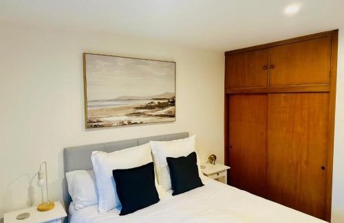 Sumner House | Sumner Beach Escape, 1 min walk