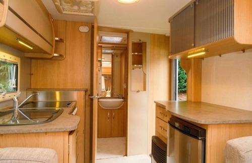 Wanaka Cabin | Sundale Caravan Retreat 2 Berth - Wanaka