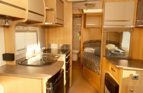 Wanaka Cabin | Sundale Caravan Retreat 4 Berth - Wanaka