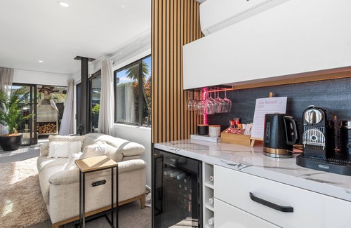 Mangawhai Heads House | Sunkissed Pool Villa - Mangawhai Holiday Home