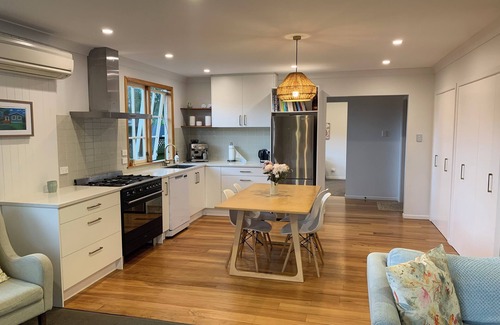 Tauranga House | Sunny family fun in quiet neighbourhood