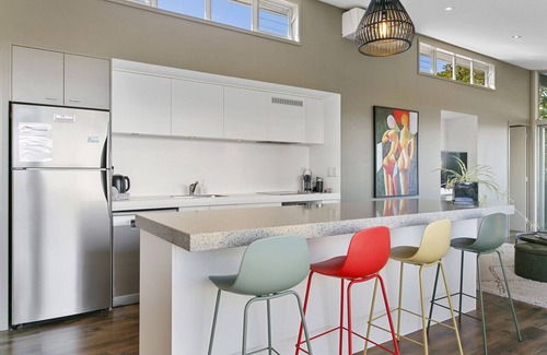 Wharewaka House | Sunset dreamer, the best views in town and peaceful in a quiet location