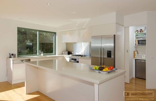 Pauanui House | Superior modern beach house with outstanding views