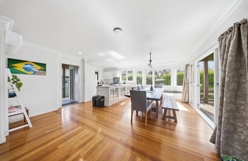 Omanawa House | Tauranga Home - Swimming spapool