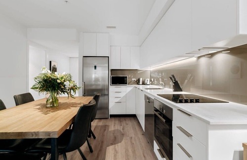 Arthur's Point Apartment | Te Awa at La Residence du Parc