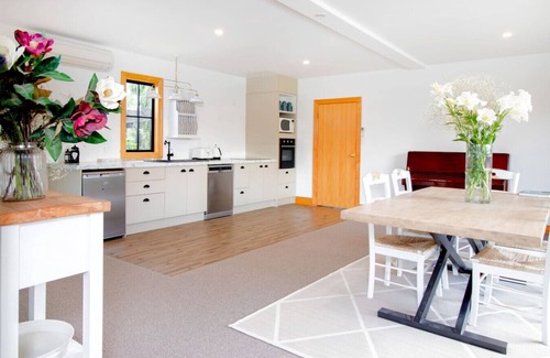 Wanaka House | Te Awa Lodge Riverside retreat