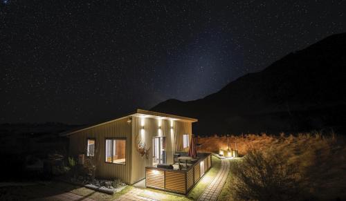 Ben Ohau Apartment | Te Manahuna Retreat - Cottage
