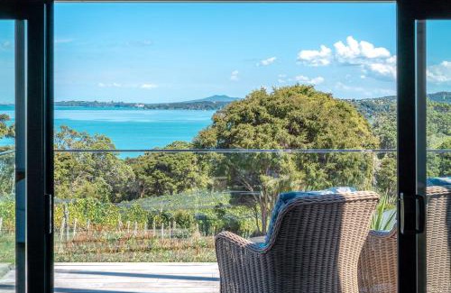 Omiha House | Te Whau Retreat - Guest House - Be My Guest Waiheke