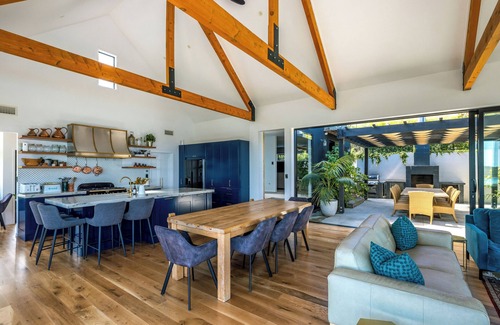 Omiha House | Te Whau Retreat - Whole Property