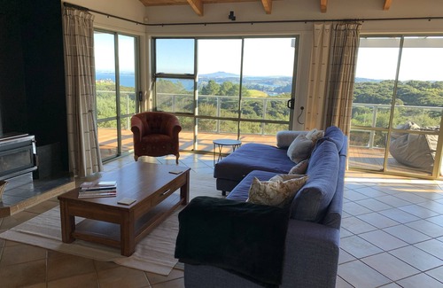 Omiha House | Te Whau skyline - Vintage Lane