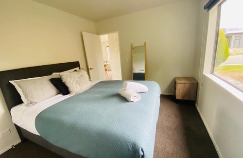 Tekapo House | Tekapo Tussock