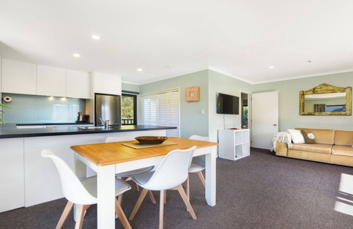 Havelock House | Tepuia Cottage - Havelock Holiday Home